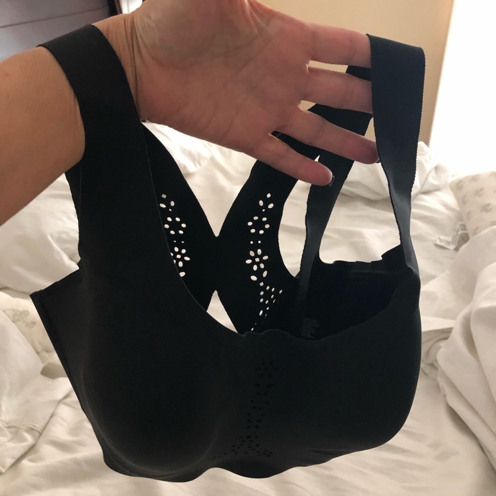 Victoria secret sports bra